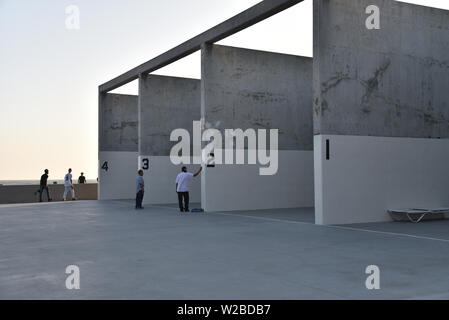 Venedig, CA/USA - Juli 5, 2019: Der Venice Beach Handball Gerichte am Nachmittag Stockfoto