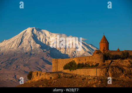 Armenien, Yerevan, Ararat, Khor Virap Armenische Apostolische Kirche Kloster, am Fuße des Berges Ararat, wo Grigor Luisavorich (St. Gregor der Erleuchter) wurde inhaftiert Stockfoto