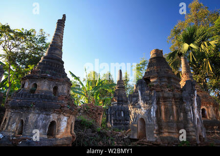 Myanmar (Burma), Shan Staat, Inle See, Inthein Dorf Nyaung Ohak alte Ruinen Stockfoto