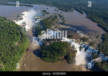 Luftaufnahme über Iguacu Falls, Iguacu (Iguazu) National Park, Brasilien Stockfoto