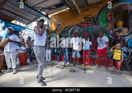 Afro-kubanische Musik bei Callejon de Hamel, Centro Habana, Havanna, Kuba Stockfoto