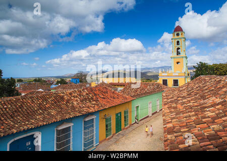 Kuba, Trinidad, Blick auf Museum National de la Luncha Contra Bandidos - ehemalige Kloster San Francisco de AsÃ-si Stockfoto