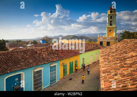 Kuba, Trinidad, Blick auf Museum National de la Luncha Contra Bandidos - ehemalige Kloster San Francisco de AsÃ-si Stockfoto