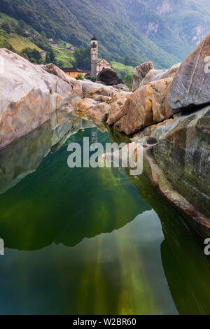 Schweiz, Tessin, Val Verzasca, Lavertezzo Stockfoto