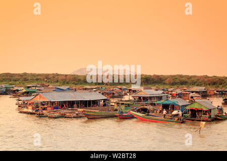 Kambodscha, Tonle Sap See, Chong Kneas schwimmender Dörfer Stockfoto