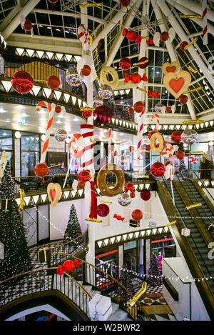 Deutschland, Berlin, Mitte, Friedrichstraße, Quartier 206, Shopping Mall Stockfoto