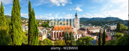 Erhöhten Blick auf die Stiftskirche & Umgebung Township, Baden-Baden, Schwarzwald, Baden Württemberg, Deutschland, Europa Stockfoto