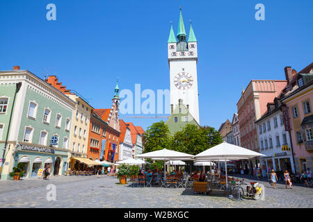 Stadt Turm auf theresienplatz Square, Straubing, Niederbayern, Bayern, Deutschland Stockfoto