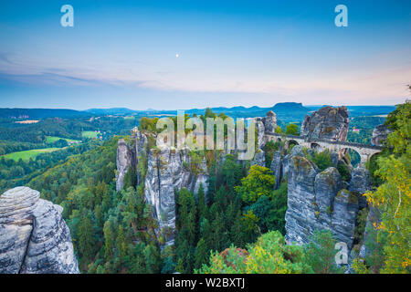 Basteibrücke, Bastei, Nationalpark Sächsische Schweiz, Sachsen, Deutschland Stockfoto