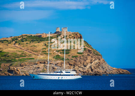 Griechenland, Attika, Kap Sounion, Sounio Bucht und den Tempel des Poseidon Stockfoto