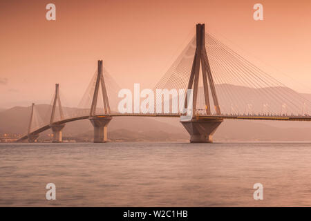 Griechenland, Peloponnes Region, Golf von Korinth, Patras-Bereich Rio Antirio Brücke Stockfoto