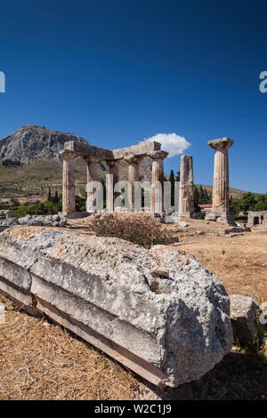 Griechenland, Peloponnes Region, Corinth, antike Korinth, Apollo-Tempel Stockfoto