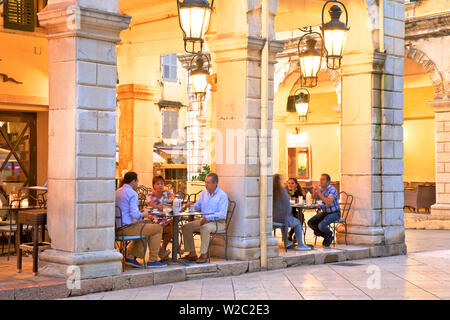 Liston, Altstadt von Korfu, Corfu, Ionische Inseln, griechische Inseln, Griechenland, Europa Stockfoto