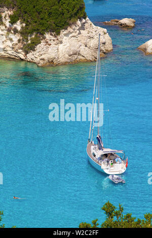 Erhöhten Blick auf Voutoumi Bay, Antipaxos, die Ionischen Inseln, griechische Inseln, Griechenland, Europa Stockfoto