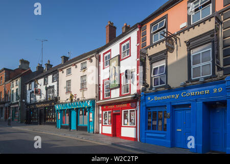 Irland, County Kilkenny, Kilkenny City, Pubs Stockfoto