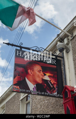 Irland, County Offaly, Moneygall, Hayes' Bar und Pub, der den Besuch des US-Präsidenten Barack Obama, Zeichen Stockfoto