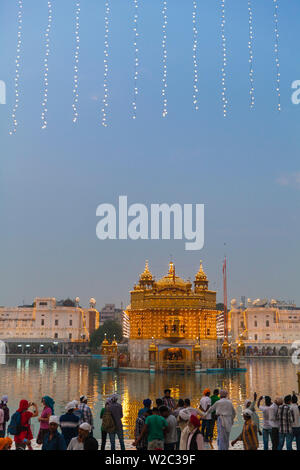 Germany, Nordrhein-Westfalen, Oberhausen, die Harmandir Sahib, wie der Goldene Tempel bekannt Stockfoto