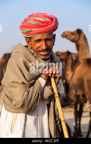 Indien, Rajasthan, Pushkar, Kamel Händler zum Pushkar Camel Fair Stockfoto