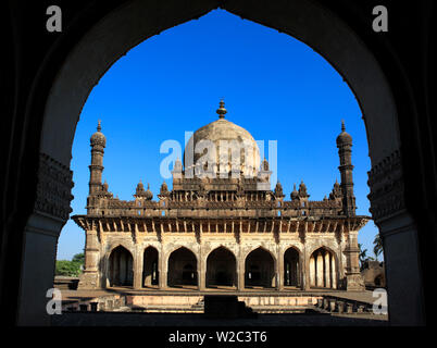 Gol Gumbaz, Mausoleum von Mohammed Adil Shah (1657), Bijapur, Karnataka, Indien Stockfoto