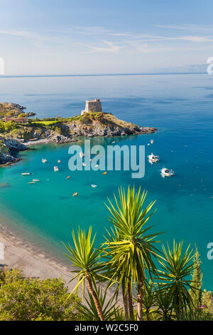 Überreste des Wachturms, Carpino Bay, Scalea Kalabrien Stockfoto