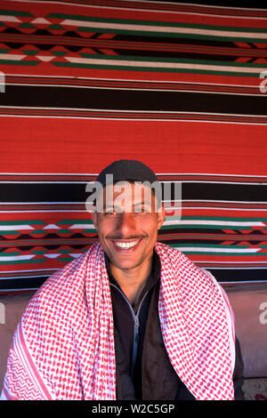 Beduinemann, Wadi Rum, Jordanien, Naher Osten (MR) Stockfoto