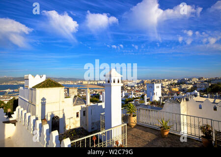 Blick über Kasbah zu Tanger, Tanger, Marokko, Nordafrika Stockfoto