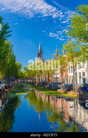 Niederlande, Südholland (Zuid-Holland), Delft, Brabantse Turfmarkt, Nieuwe Kerk (Neue Kirche) über Stockfoto