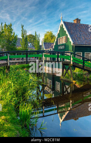 Niederlande, Nordholland, Zaandam, Zaanse Schans, Teil der Europäischen Route der Industriekultur Stockfoto