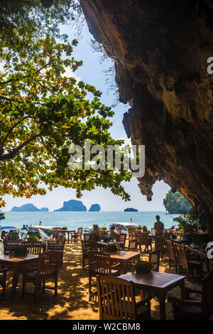 Restaurant Grotto, Rayavadee Resort, Railay Halbinsel, Provinz Krabi, Thailand Stockfoto