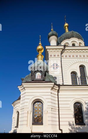 Ukraine, Krim, Foros, Foros Kirche saß oben auf einer Klippe mit Blick über das Schwarze Meer Stockfoto