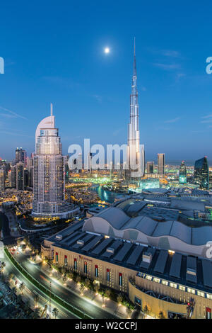 Vereinigte Arabische Emirate, Dubai, Burj Khalifa, erhöhten Blick auf die Dubai Mall Stockfoto