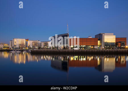 Großbritannien, Nordirland, Belfast, die SSE-Arena, früher bekannt als die Odyssey Arena und W 5 Wissenschaft und Discovery Center bekannt sind. Stockfoto