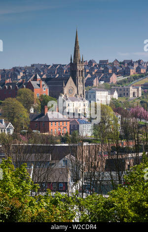 Großbritannien, Nordirland, County Down, Downpatrick, erhöhten Blick auf die Stadt. Stockfoto