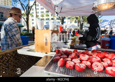 USA, Florida, West Palm Beach, Clematis Street, centenial Square, Markt Wochenende Landwirt Stockfoto