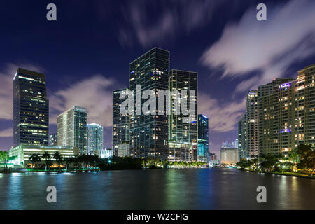 USA, Florida, Miami, Skyline der Stadt vom Brickell Key Stockfoto