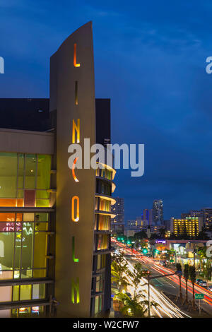 Usa, Miami, Miami Beach, South Beach, Ansicht von Lincoln Regal Cinemas und Alton Rd Stockfoto