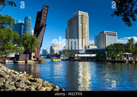 Florida, Fort Lauderdale, Riverwalk, Eisenbahnbrücke, New River Stockfoto