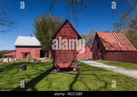 USA, North Carolina, Flat Rock, Carl Sandburg Home National Historic Site, Connemara, ehemalige Wohnhaus des Dichters und Historiker Carl Sandburg und Standort der Frau Lilian Sandburg Connemara Ziegenhof, Gebäude der Connemara Farmen Goat Dairy Stockfoto