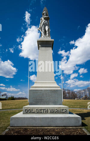 USA, Bennington, Bennington Battle Monument, erinnert an die amerikanischen Revolutionäre Kampf der 16. August 1777, Statue von Oberst Seth Warner Stockfoto