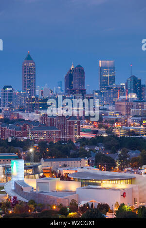 USA, Georgia, Atlanta, centenial Olympic Park, erhöhte Stadtblick und Coca Cola World Stockfoto