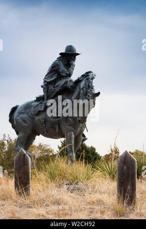 USA, Nebraska, Ogallala, Boot Hill Friedhof und Trail Boss statue Stockfoto