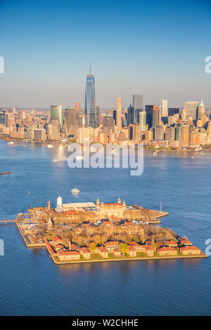 Ellis Island und Manhattan, New York City, New York, USA Stockfoto