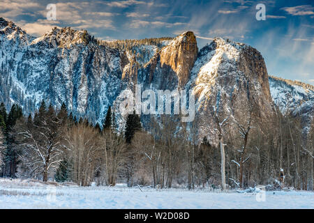 Winter verschneite Landschaft, Yosemite National Park, Kalifornien, USA Stockfoto