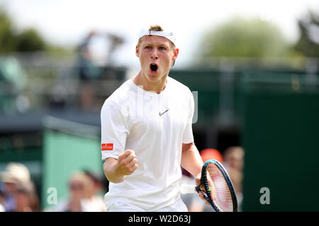 Gauthier Onclin während seinem Match gegen Anton Matusevich in der Jungen singles auf Tag sieben der Wimbledon Championships in der All England Lawn Tennis und Croquet Club, Wimbledon. Stockfoto