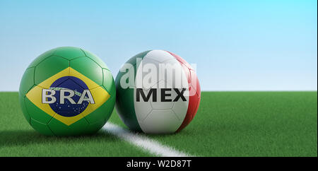 Brasilien gegen Mexiko Fußball Match - Fußball-Kugeln in Brazils und Mexicos nationalen Farben auf einem Fußballfeld. Kopieren Sie Platz auf der rechten Seite - 3D-Rendering Stockfoto