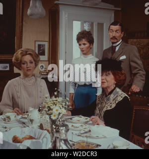 Nesthäkchen, historische Kinderserie, Deutschland 1983, Regie: Gero Erhardt Darsteller: Doris Kunstmann, Susanne Uhlen, Christian Wolff, Helma Seitz Stockfoto