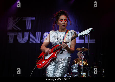 KT Tunstall perfoms live im 2019 Cornbury Festival, tolle Tew, Oxfordshire Stockfoto