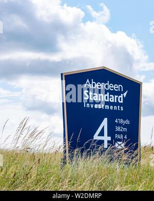 John Muir, East Lothian, Schottland, Vereinigtes Königreich, 8. Juli 2019. Die Aberdeen Standard Investitionen Scottish Open Golfturnier im Renaissance Golf Club at Archerfield angrenzend an den Küsten John Muir. Die Informationstafel am 4. Loch auf dem Golfplatz Stockfoto