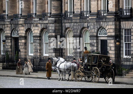 Szenen sind für neue Julian Fellowes' Periode Drama "Belgravia' in Edinburgh Moray Ort gedreht. Stockfoto