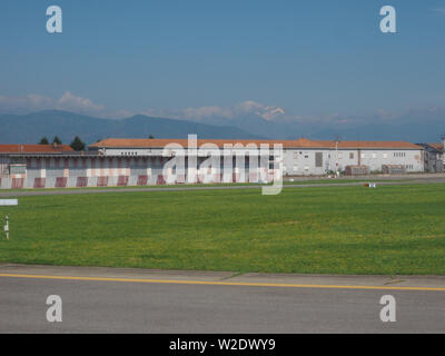 CASELLE, ITALIEN - ca. Juni 2019: Sandro Pertini Flughafen Turin Stockfoto